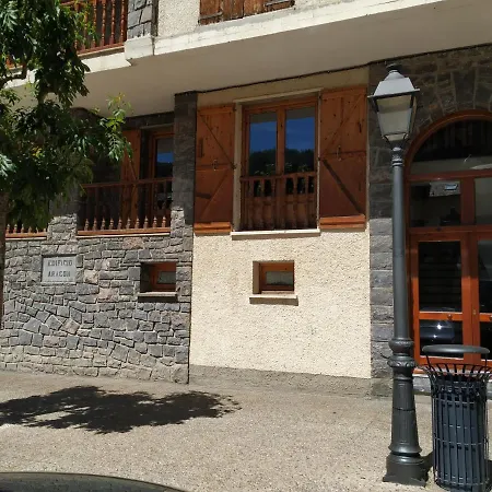 Casa Tona